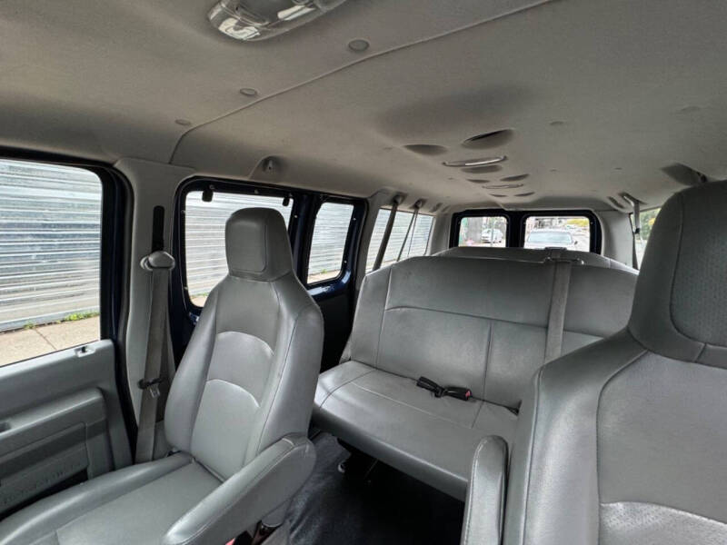 2012 Ford E-Series E-150 XL