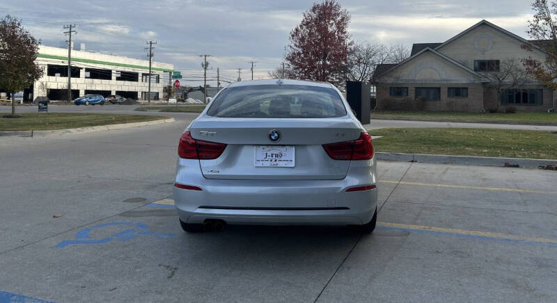 2018 BMW 3 Series 330i xDrive Gran Turismo