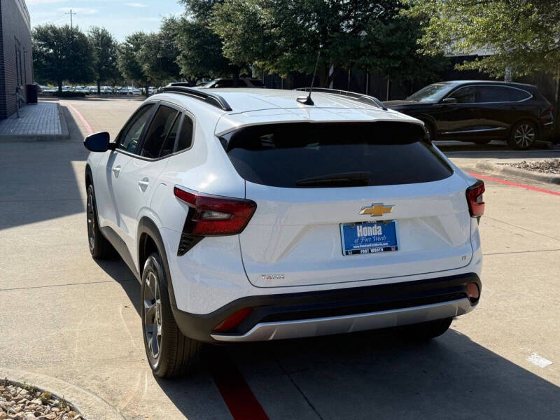 2024 Chevrolet Trax LT