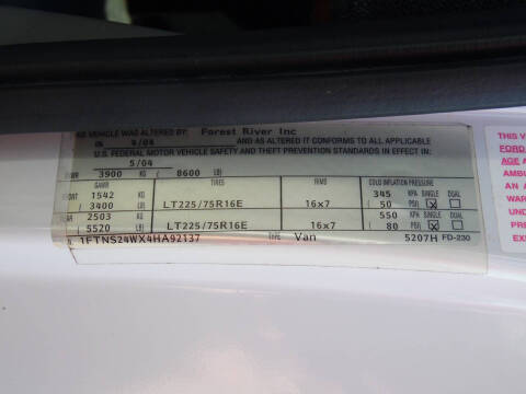 2004 Ford E-Series E-250