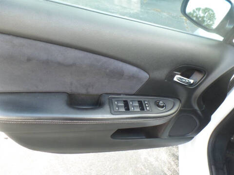 2013 Chrysler 200 Limited