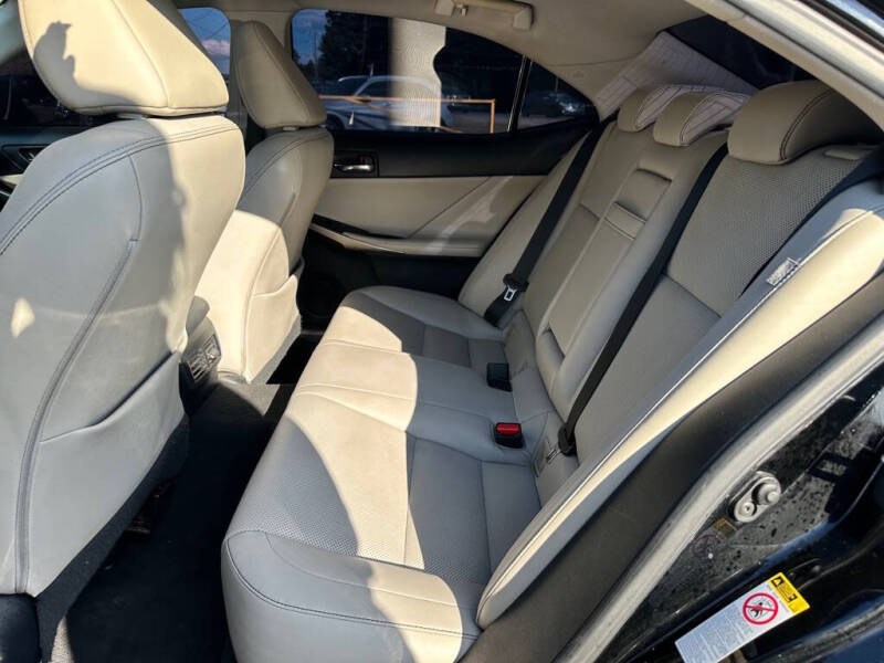 2015 Lexus IS 250