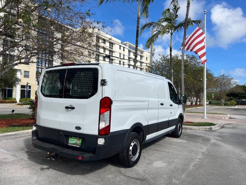 2017 Ford Transit 150