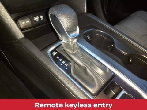 2020 Hyundai Santa Fe SE