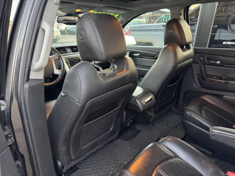 2016 GMC Acadia SLT-1