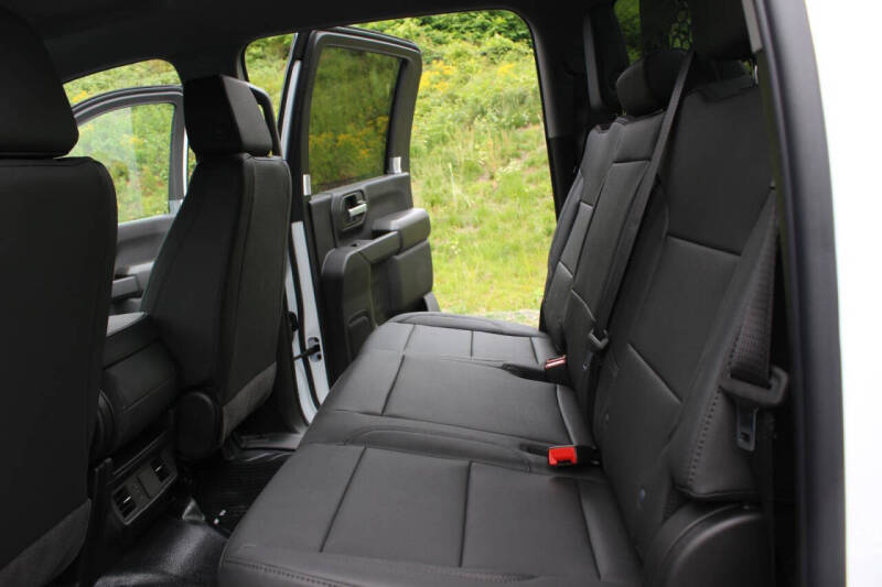 2026 GMC Sierra 3500HD CC Pro