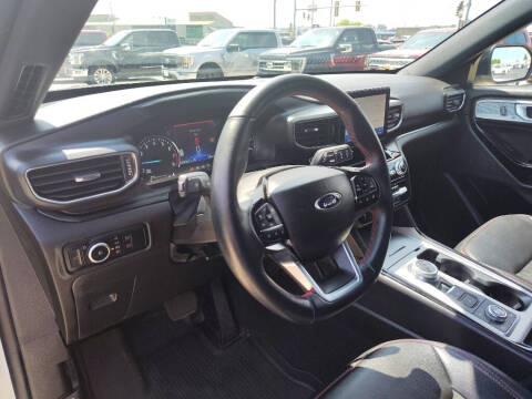 2024 Ford Explorer ST-Line