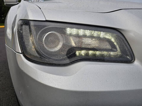 2023 Chrysler 300 S V6