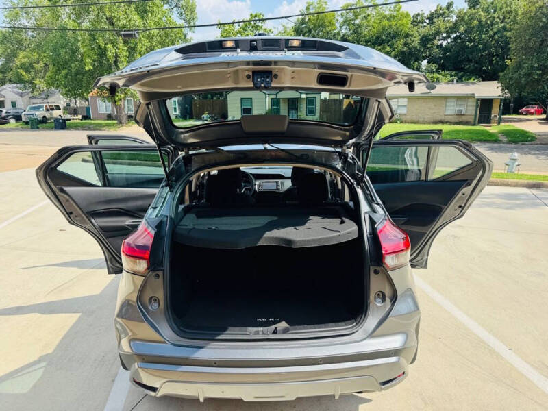 2021 Nissan Kicks S