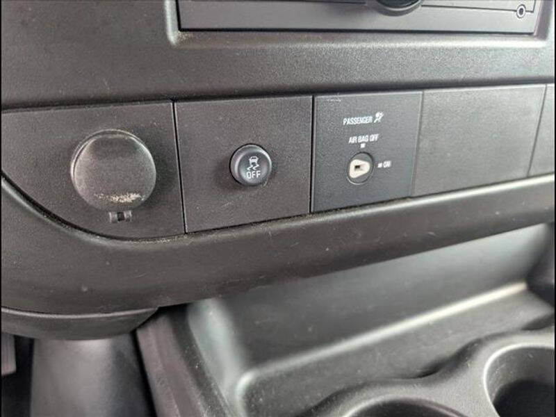 2023 Chevrolet Express 2500