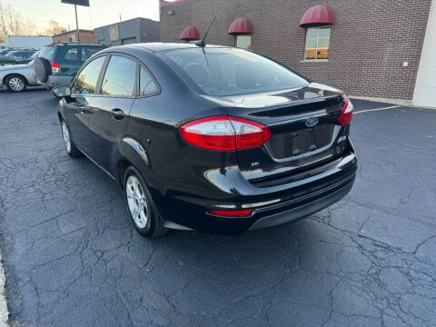 2015 Ford Fiesta SE