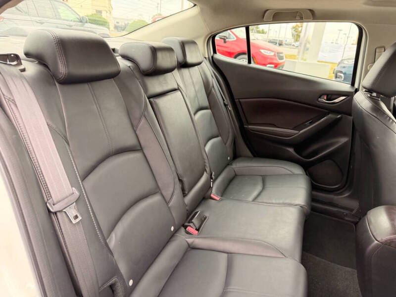 2017 Mazda MAZDA3 Touring