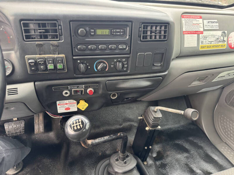 2005 Ford F-750 Super Duty