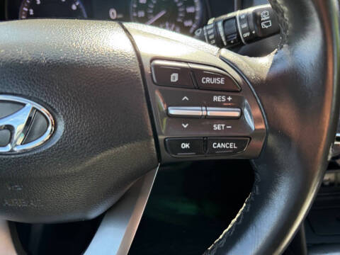 2021 Hyundai Kona SEL Plus