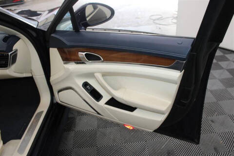 2011 Porsche Panamera