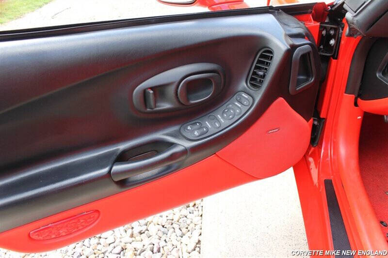 2001 Chevrolet Corvette 39