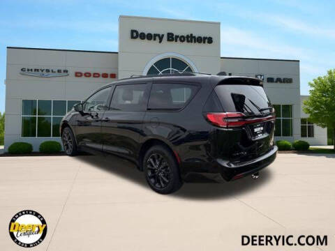 2021 Chrysler Pacifica Touring