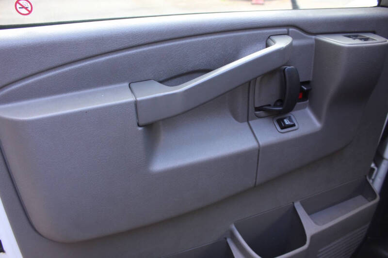 2018 Chevrolet Express 2500