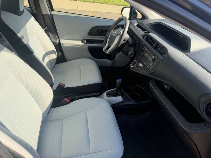 2014 Toyota Prius c One