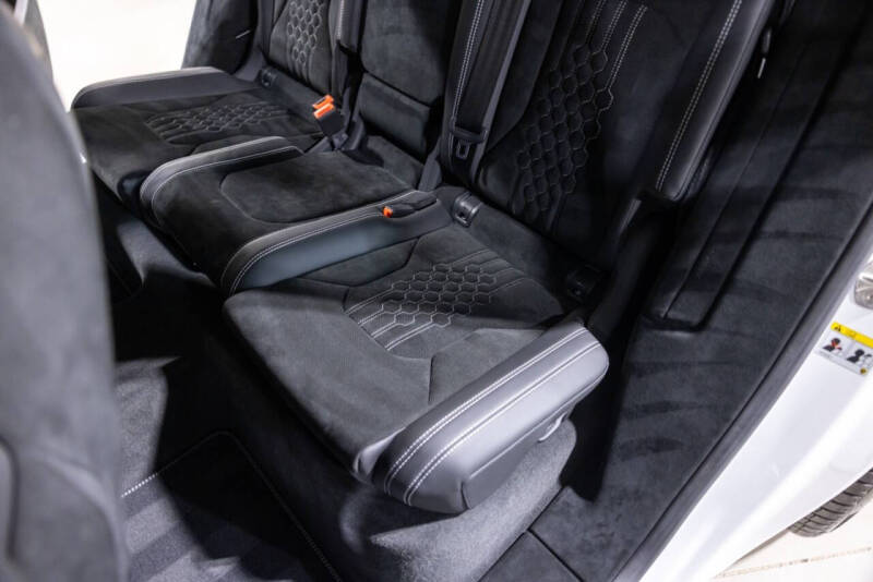 2023 Lamborghini Urus Performante