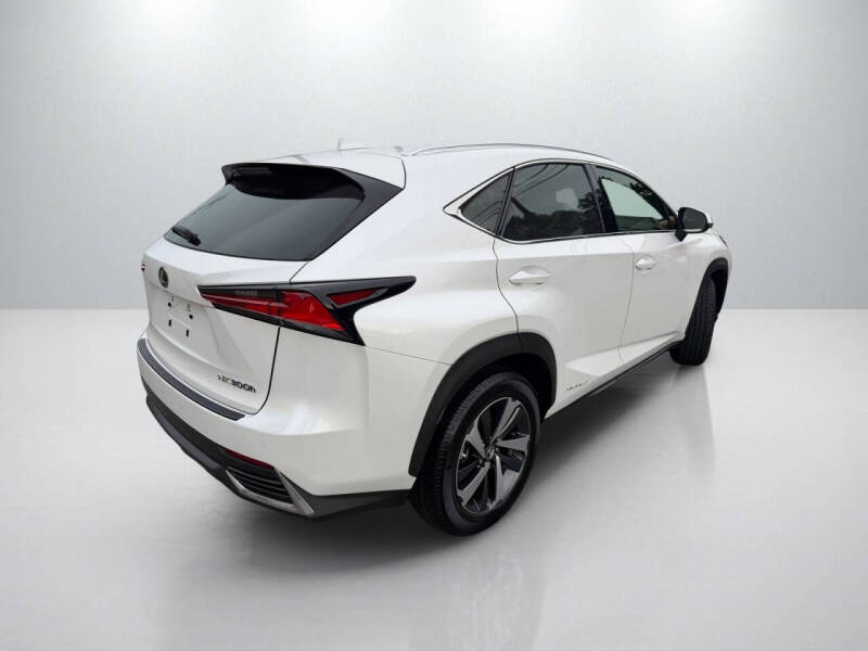 2021 Lexus NX 300h