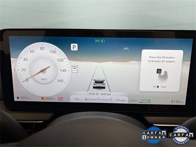 2024 Genesis GV60 Standard