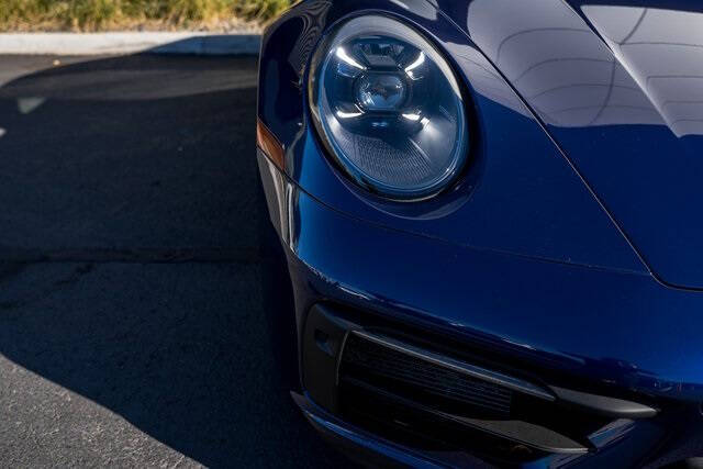 2024 Porsche 911 Carrera 4 GTS