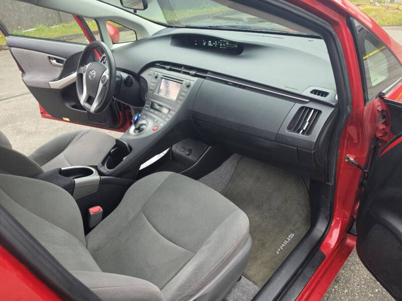2012 Toyota Prius Two