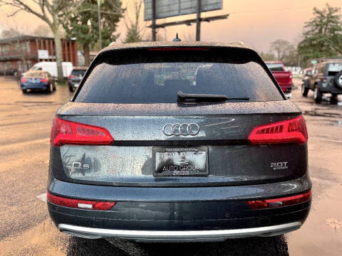 2018 Audi Q5 2.0T quattro Premium Plus