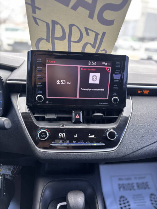 2022 Toyota Corolla LE