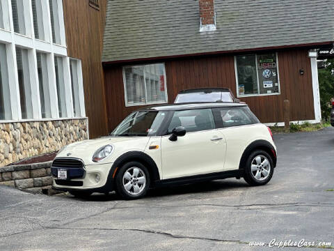 2017 MINI Hardtop 2 Door for sale at Cupples Car Company in Belmont NH