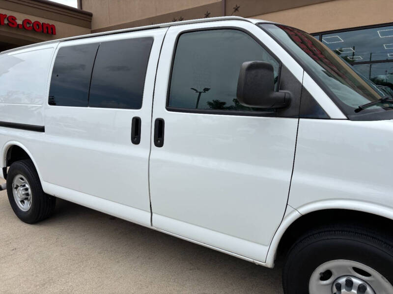 2017 Chevrolet Express 2500