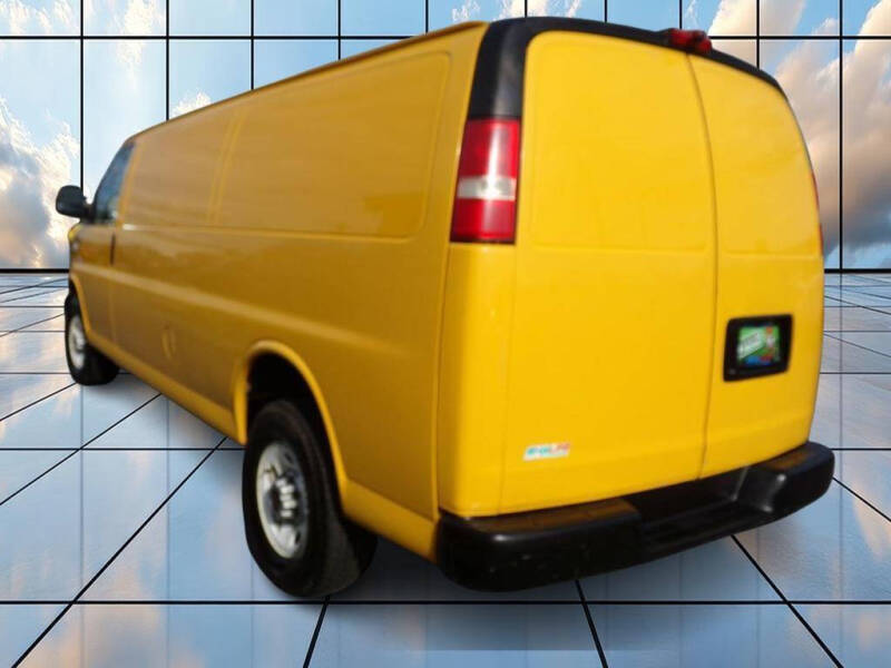 2010 GMC Savana 3500