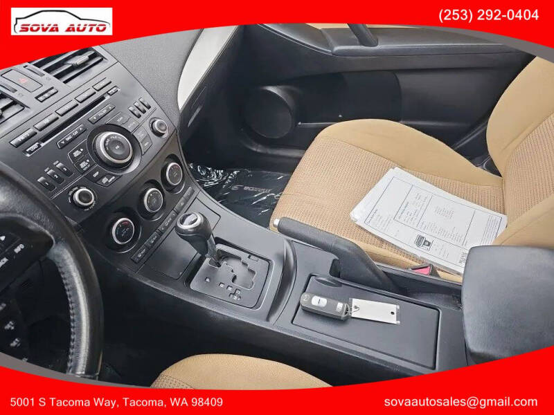 2013 Mazda MAZDA3 i Touring