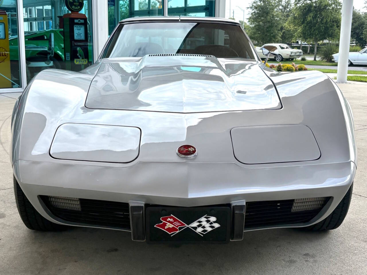 1976 Chevrolet Corvette 2