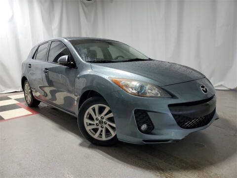 2013 Mazda MAZDA3 for sale at Tradewind Car Co in Muskegon MI