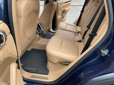 2013 Porsche Cayenne Tiptronic