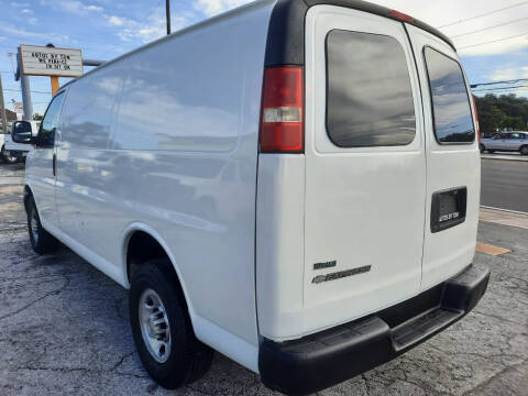2011 Chevrolet Express 2500