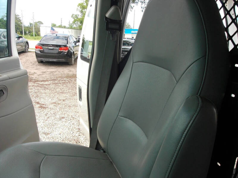 2003 Ford E-Series E-250