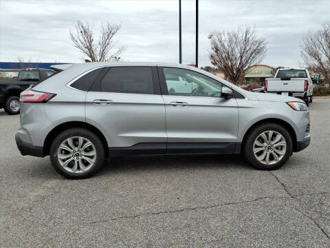 2024 Ford Edge Titanium