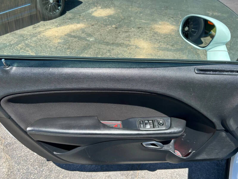 2015 Dodge Challenger SXT