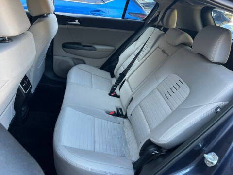 2022 Kia Sportage LX