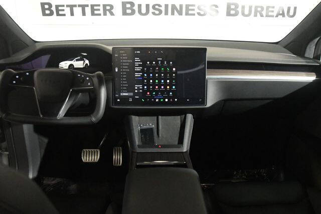 2023 Tesla Model X Standard Range