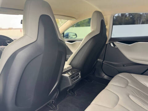 2015 Tesla Model S P85D