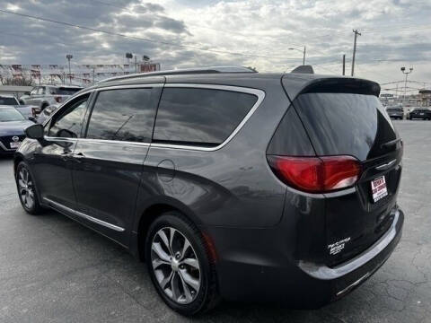 2017 Chrysler Pacifica Limited