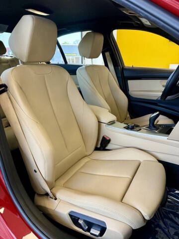 2018 BMW 3 Series 330i