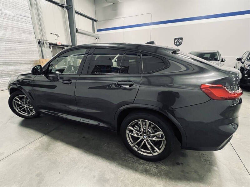 2021 BMW X4 xDrive30i