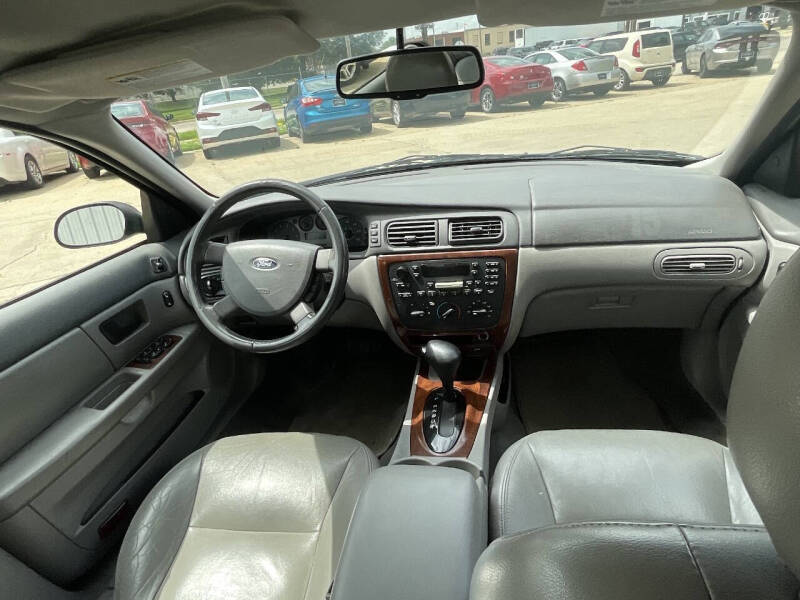 2007 Ford Taurus SEL