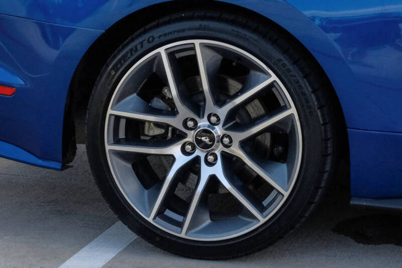 2017 Ford Mustang