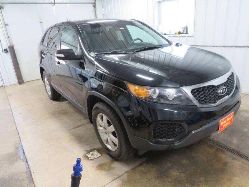 Used 2013 Kia Sorento LX with VIN 5XYKT3A1XDG371868 for sale in Pierre, SD